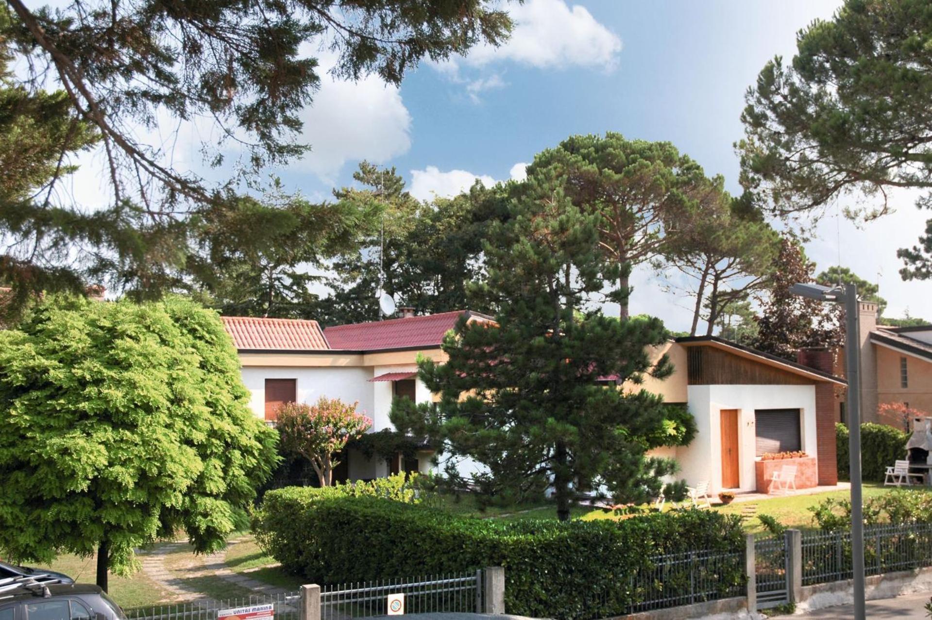 Villa Tre Pini Lignano Sabbiadoro Exterior foto